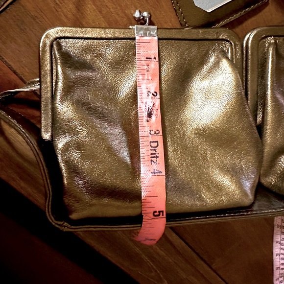 LAZARO, AMAZING GOLD PURSE& MIRROR - Picture 6 of 10